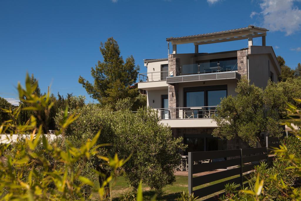 Olivia Estate Villa With Private Swimming Pool 엘리아 외부 사진