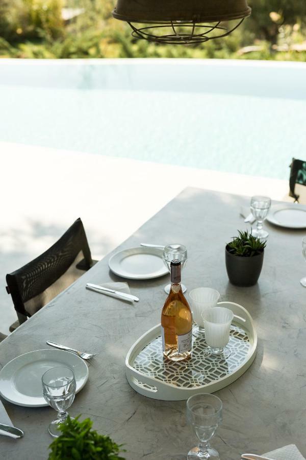 Olivia Estate Villa With Private Swimming Pool 엘리아 외부 사진
